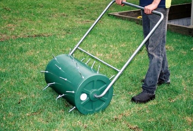 Best lawn deals aerator